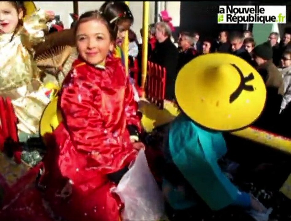 VIDEO. Oucques ( Loir-et-Cher) joyeuse dans la fête