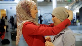 STRANGERS TRYING THE HIJAB!