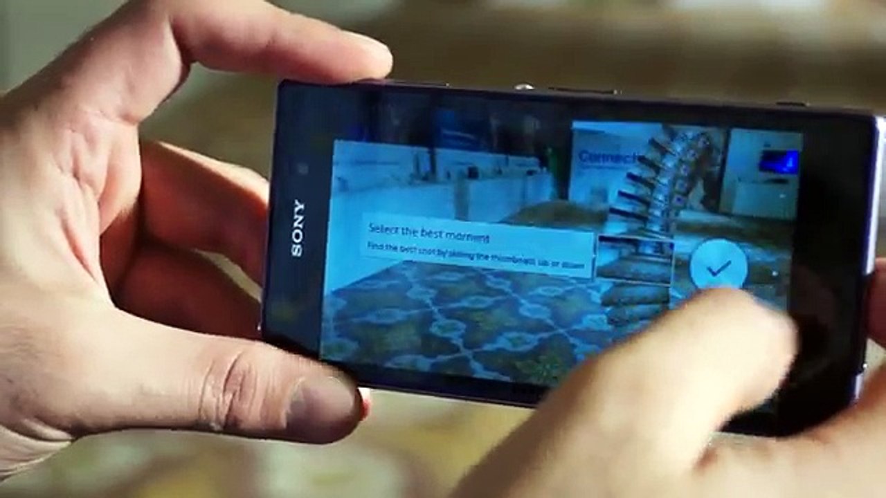 Sony Xperia Z1 honami Hands on review , QX10 QX100, SmartWatch2 , NFC Speaker - iGyaan