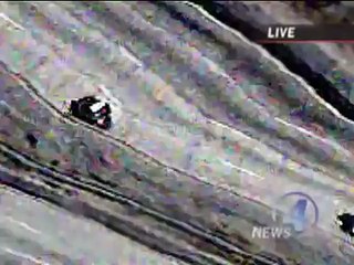 Police Chase FAIL - Man On Bike Escaped From Police