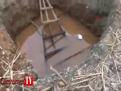 Su dolu çukura düşen çocuk öldü