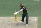 Shahid Afridi baseball style SIX vs Australia (Shane Watson)