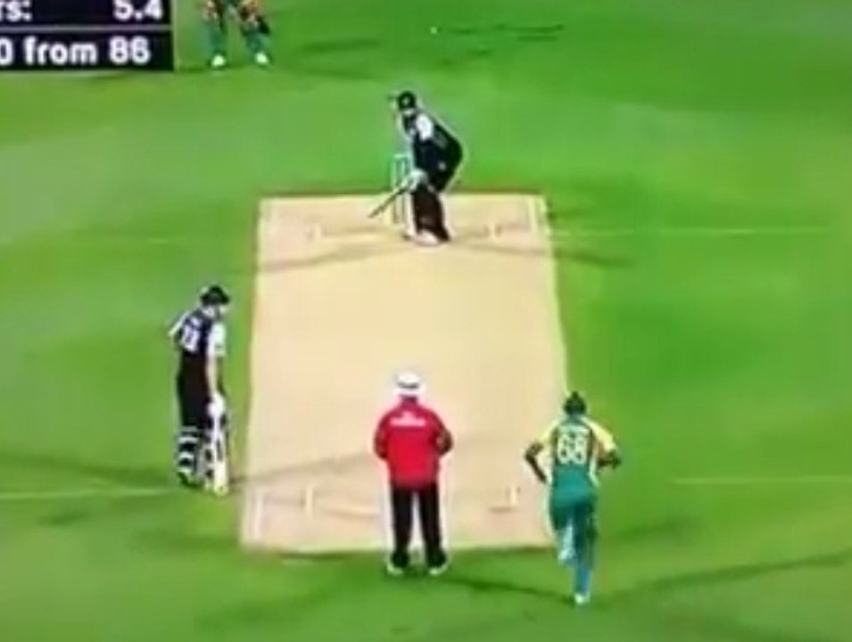 Top 10 Biggest Sixes in Cricket History (Till 2014)