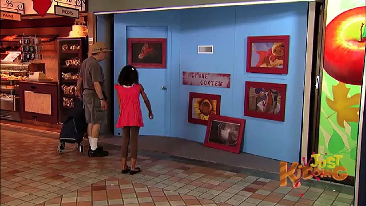 Art Gallery Fail - Just Kidding Pranks
