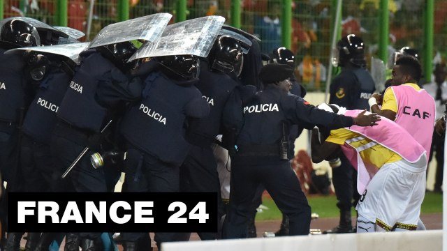 CAN-2015 : Gaz lacrymogène, hélicoptère, scènes de chaos lors de Guinée équatoriale - Ghana