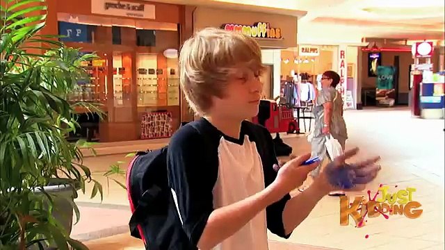 FUNNY LAPTOP DESTRUCTION PRANK - Just Kidding