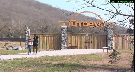 İnci ve Pınar Kurretülayn ve Semih'in Dedikodusunu Yapıyor !