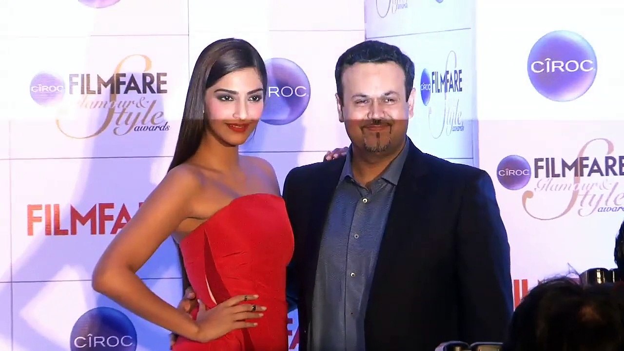 Sonam takes a dig at Deepika Katrinas style sense