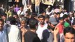 Dunya News - Karachi: Citizens beat two police officers in misunderstanding them as daciots