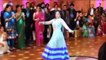 Apne Sajan k Pas Chali Re -@- Pakistani Hot Girls Full Style Dance in Wedding Party