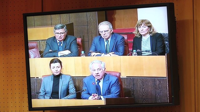 Réactions des élus corses après la visite de Bernard Cazeneuve