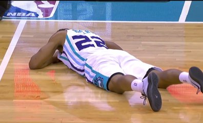 Brian Roberts destroyed by DeJuan Blair on a screen (2-5-15)