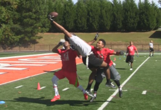League Football Player Jarius Jordan Reaches for an Incredible Catch
