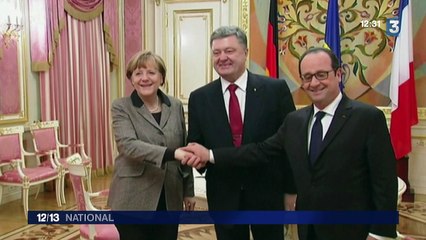 François Hollande et Angela Merkel à Moscou pour proposer un plan de paix en Ukraine