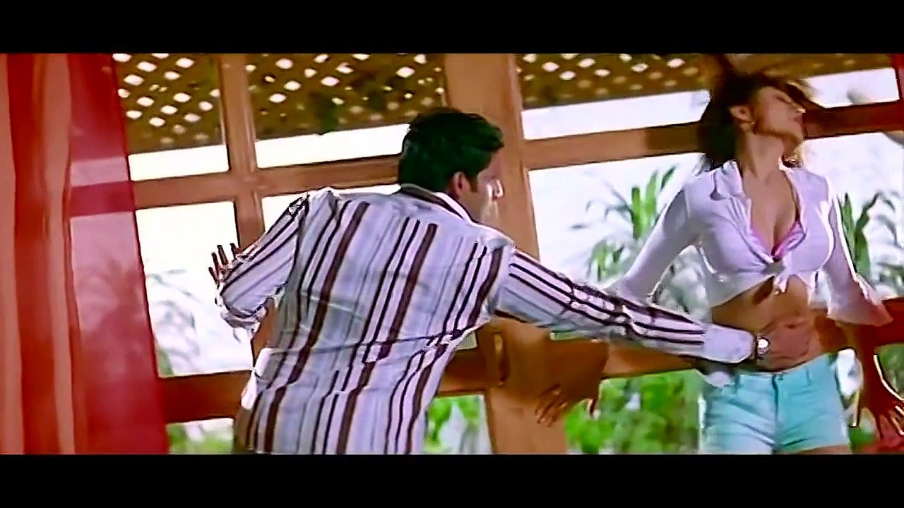 Shikdum (HD) rimi sen hot sexy song - Dhoom new indian hindi movie Full video ABhishek Bachchan
