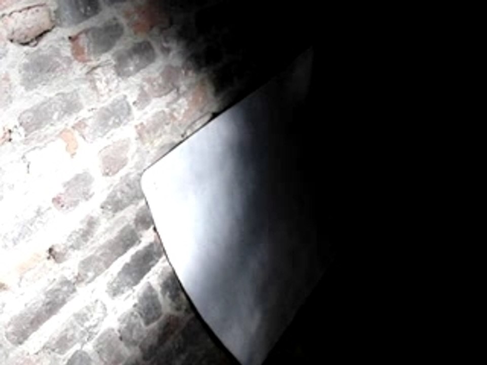 stroboscope contre un mur