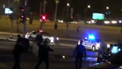 Araçta kilitli kaldı