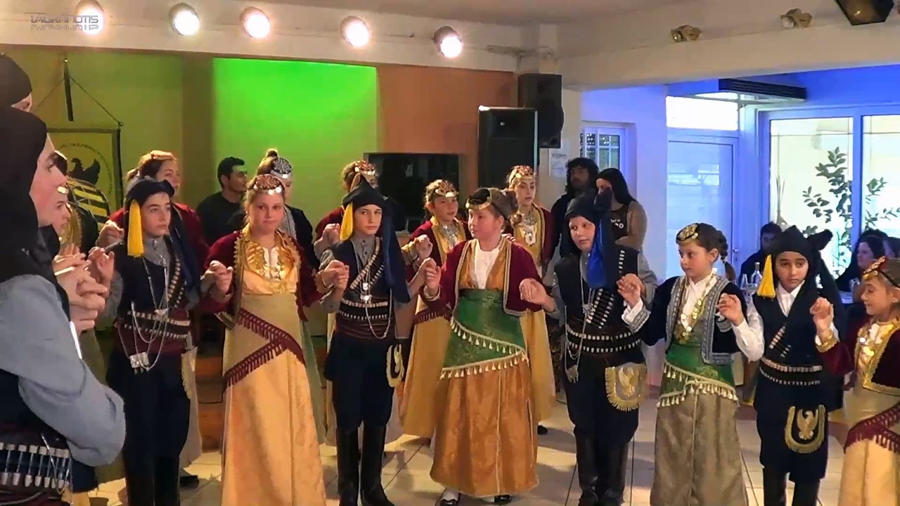 H Κοπή της βασιλόπιτας 2015