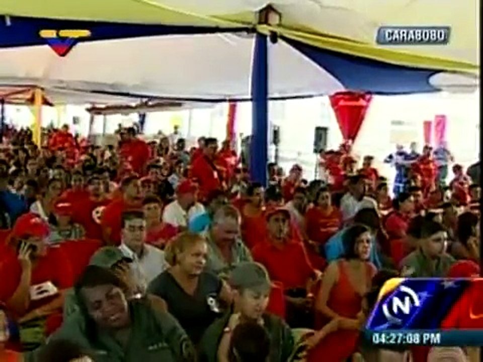 Nicolás Maduro exige a Farmatodo trabajar