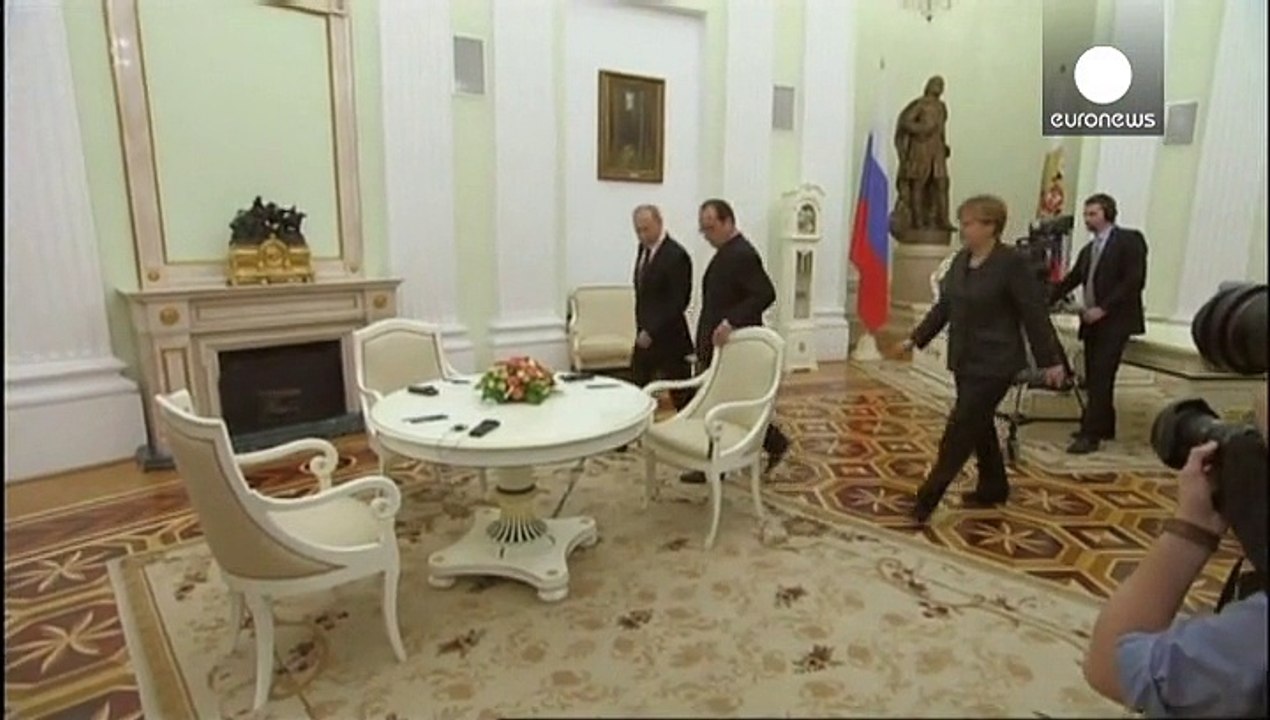 Friedensgespräche in Moskau: Vorsichtige Annäherung im Ukraine-Konflikt