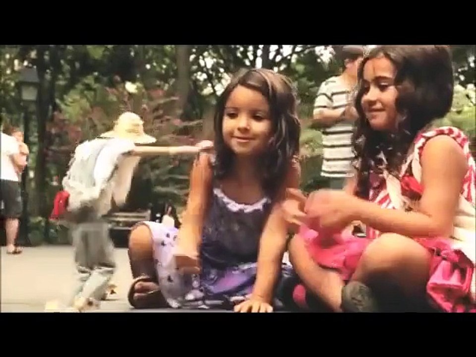 Street Puppet  Show