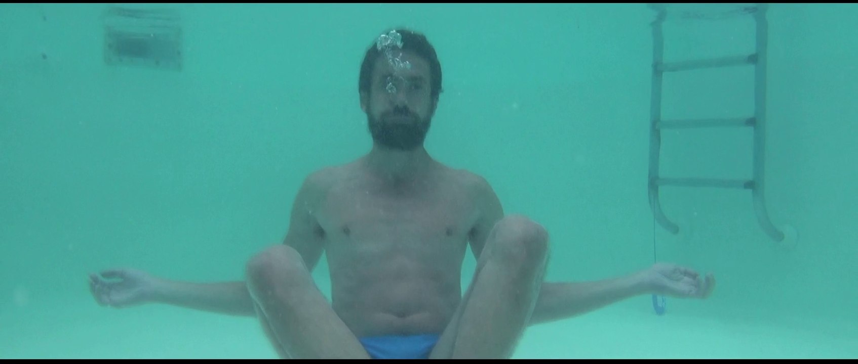 L'homme flottant