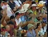 Aussies giving standing ovation to Shoaib Akhtar and Wasim Akram
