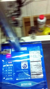 Máy phun date trên bao bì nilong, tem nhãn giấy, tem nhãn decal, máy phun date trên nhãn chai lọ