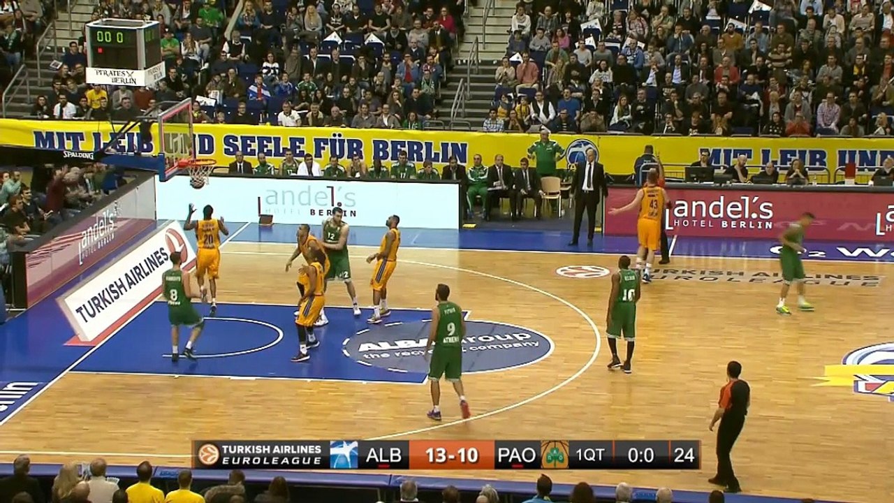 23 Ballverluste! Alba schlägt sich selbst