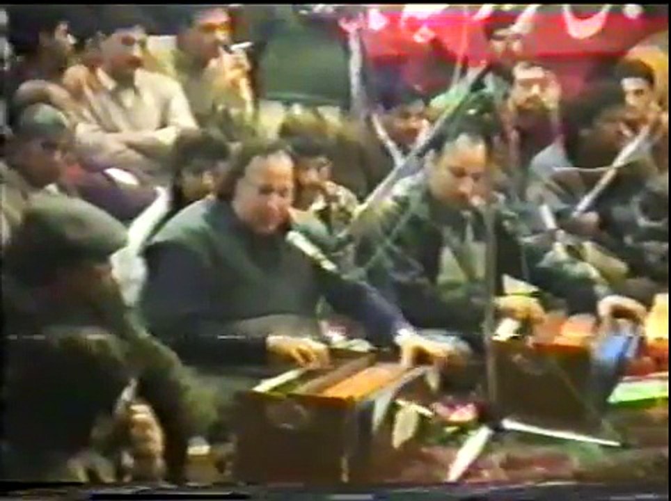 Main Talkhi e Hayat Se Ghabra Ke Pe Gaya (Live) | Nusrat Fateh Ali Khan