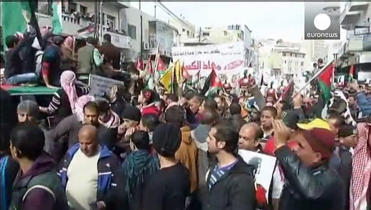 IŞİD'i protesto yürüyüşüne Ürdün Kraliçesi Rania da katıldı