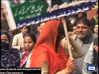Dunya News-That's embarrassing: PML-N lady mistakenly chants 'Go Nawaz Go'
