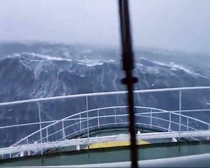 Wooow Énormes vagues #Zakch