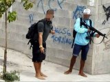 Traficantes exibiram armas em avenida movimentada do Rio no dia da eleição