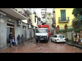 Napoli - Sgomberato palazzo a via Porta Posillipo (06.02.15)