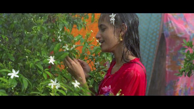 Mala Ved Lagale ( Duet ) - Full Song -Time Pass (TP)- Latest Marathi Movie - YouTube[via torchbrowser.com]