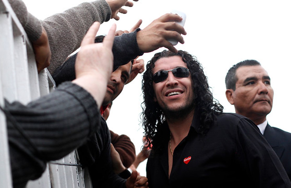 Exclusivo: Aseguran que Leo Rey estranguló a un...
