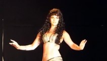 Awesome shakes - Arab Girl Belly Dance