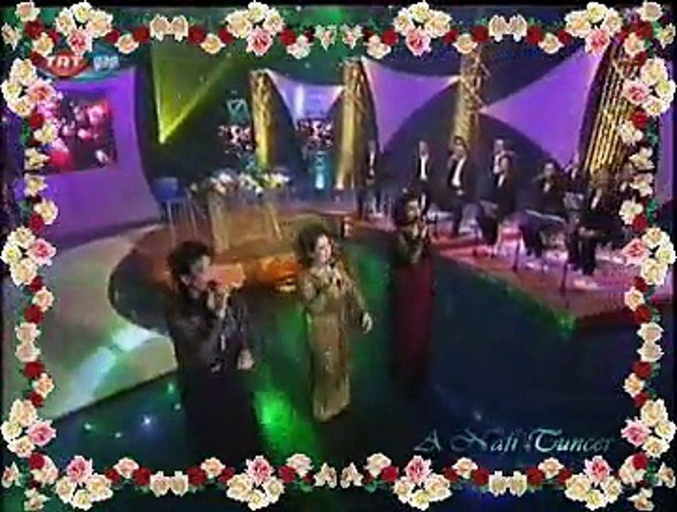 ÜÇÜ BİR YERDE *Tarama Yâr Tarama*