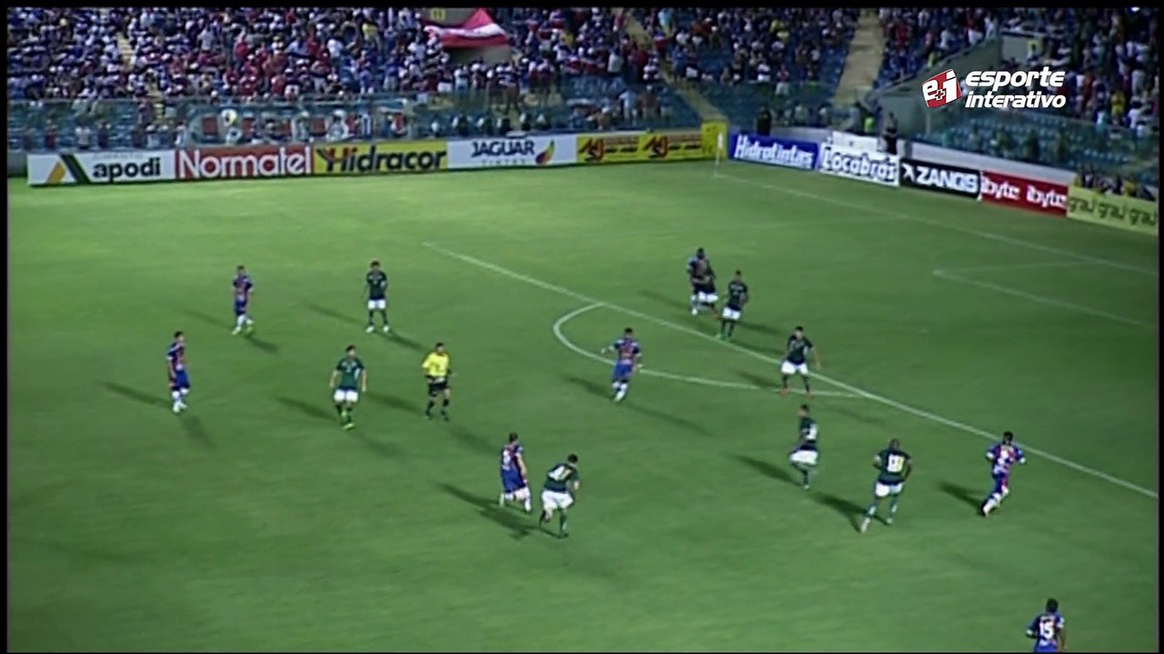 SÓ PARA LÁ DENTRO? Olha a jogada do Corrêa!