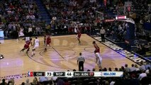 Derrick Rose Half Court Pass Jimmy Butler Dunk - Bulls vs Pelicans - February 7, 2015 - NBA