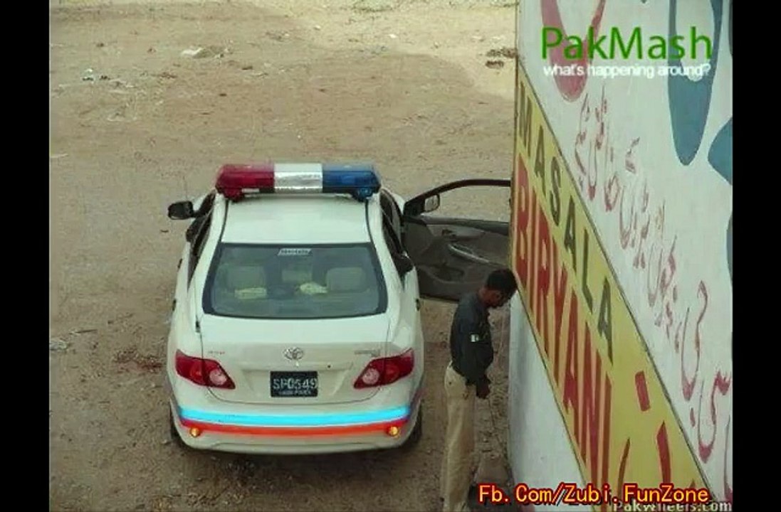ھاھاھا بیچارے پولیس والے کو ماموں بنا دیا
