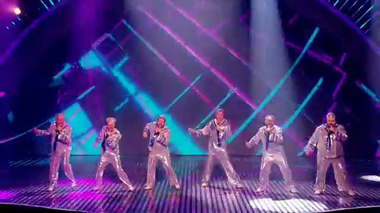 David Walliams joins The Showbears Britains Got Talent 2012 Final International version