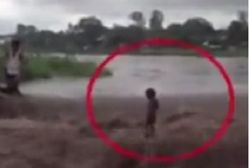 5 year old baby in big trouble miracle of allah must watch
