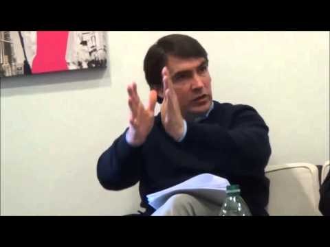 Aversa (CE) - Piazza Marconi, l'opposizione: Affidamento al buio? (07.02.15)