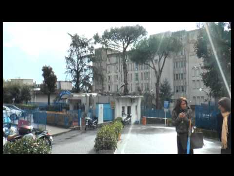 Video Napoli - Malasanità San Giovanni Bosco: paziente muore di freddo -1- (07.02.15)