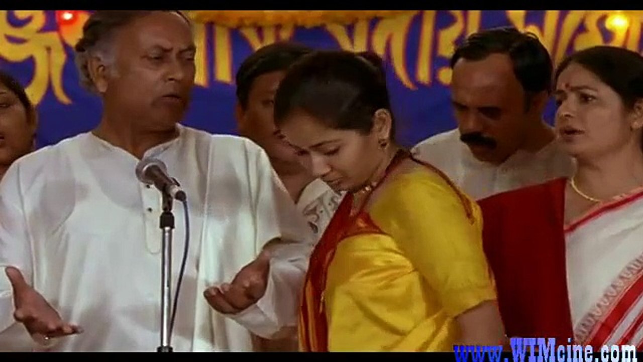 Amu (2005)_clip4