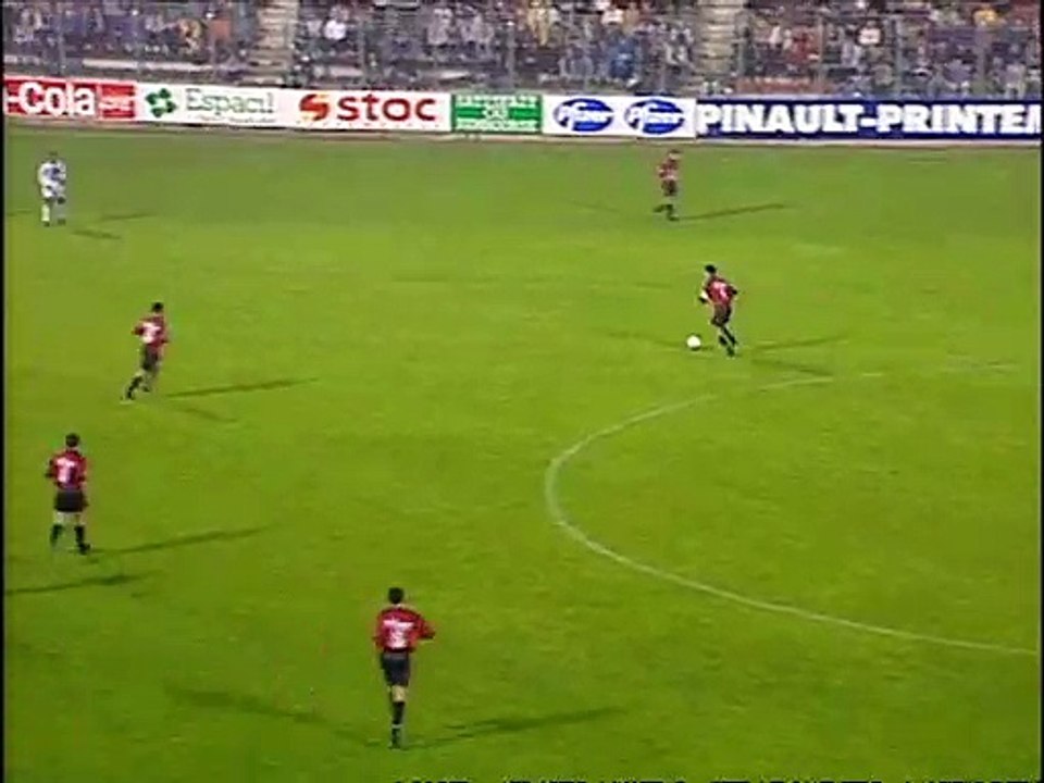 11/10/94 : Sylvain Wiltord (40') : Rennes - Auxerre (2-2)