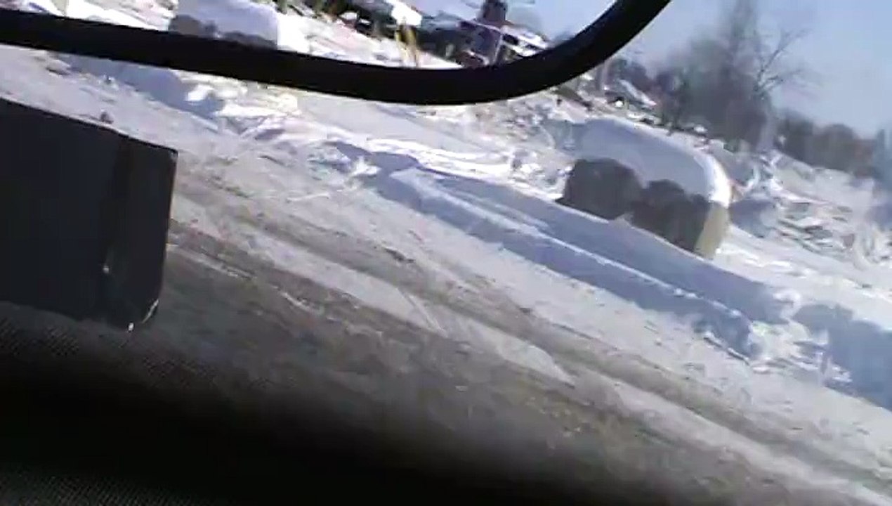 Randonnée motoneige 07.02.2015 vidéo 18. On regagne ses pénates sans encombre, cette fois.