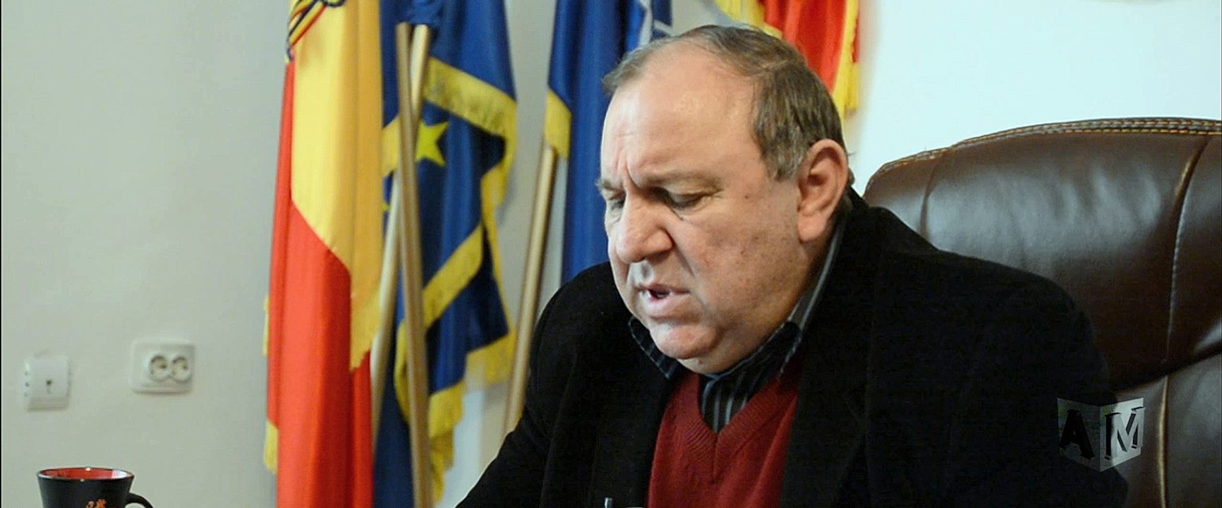 AGORA MEDIA | Primarul Laurenţiu Tör lămureşte problema clădirii Primăriei Luna